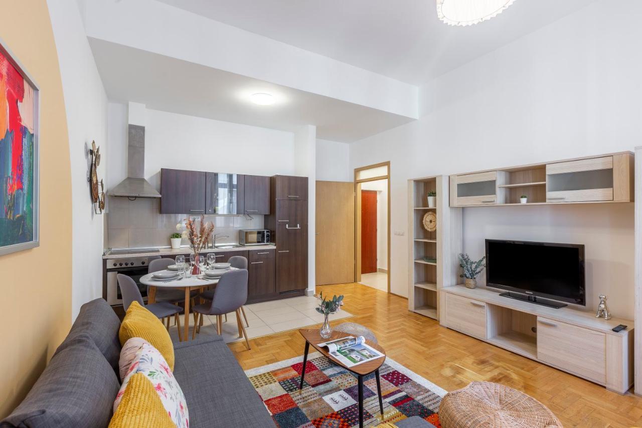 Cozy Home By Bella In The Heart Of Budapest Eksteriør billede